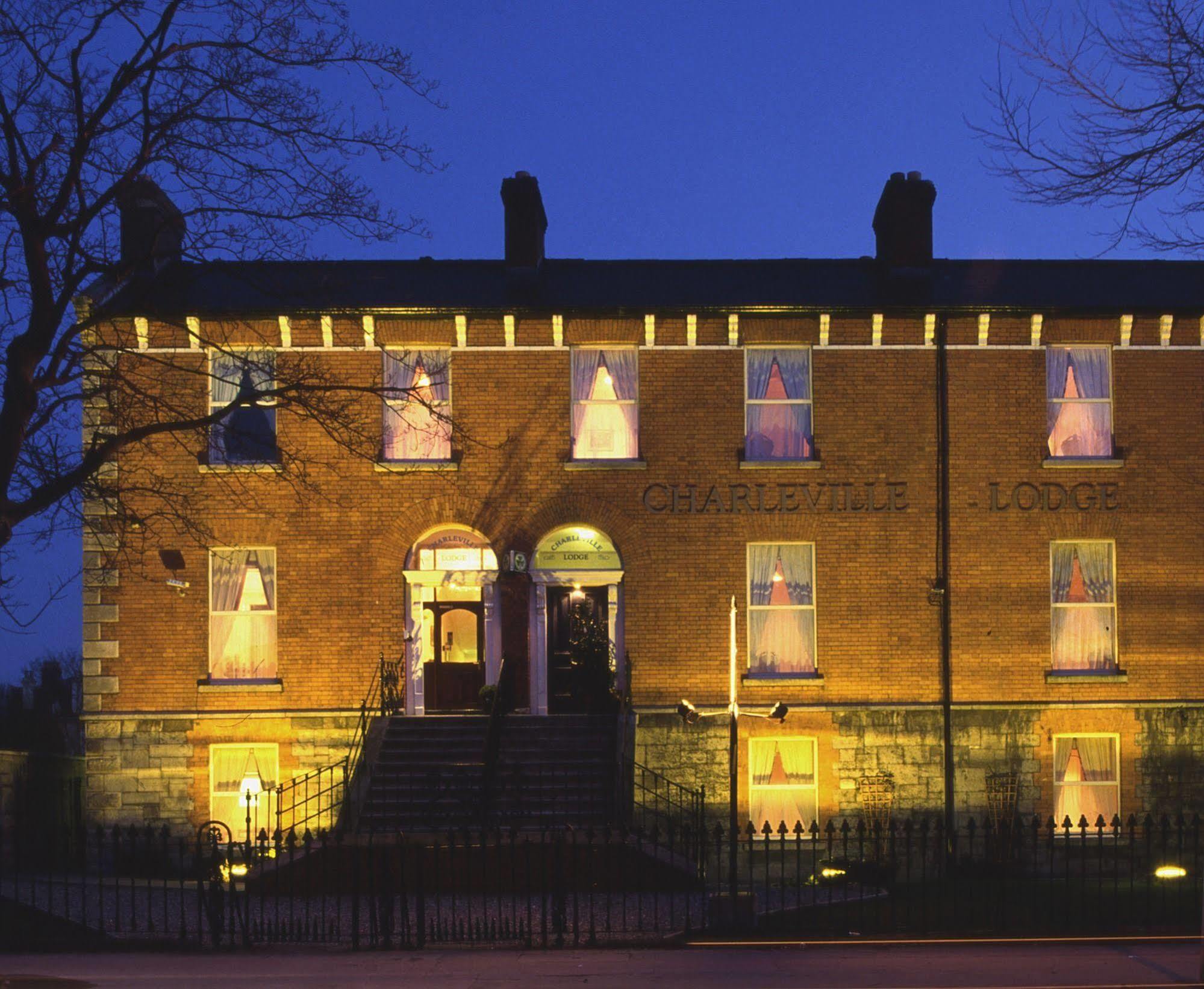 Charleville Lodge Hotel Dublin Exteriér fotografie